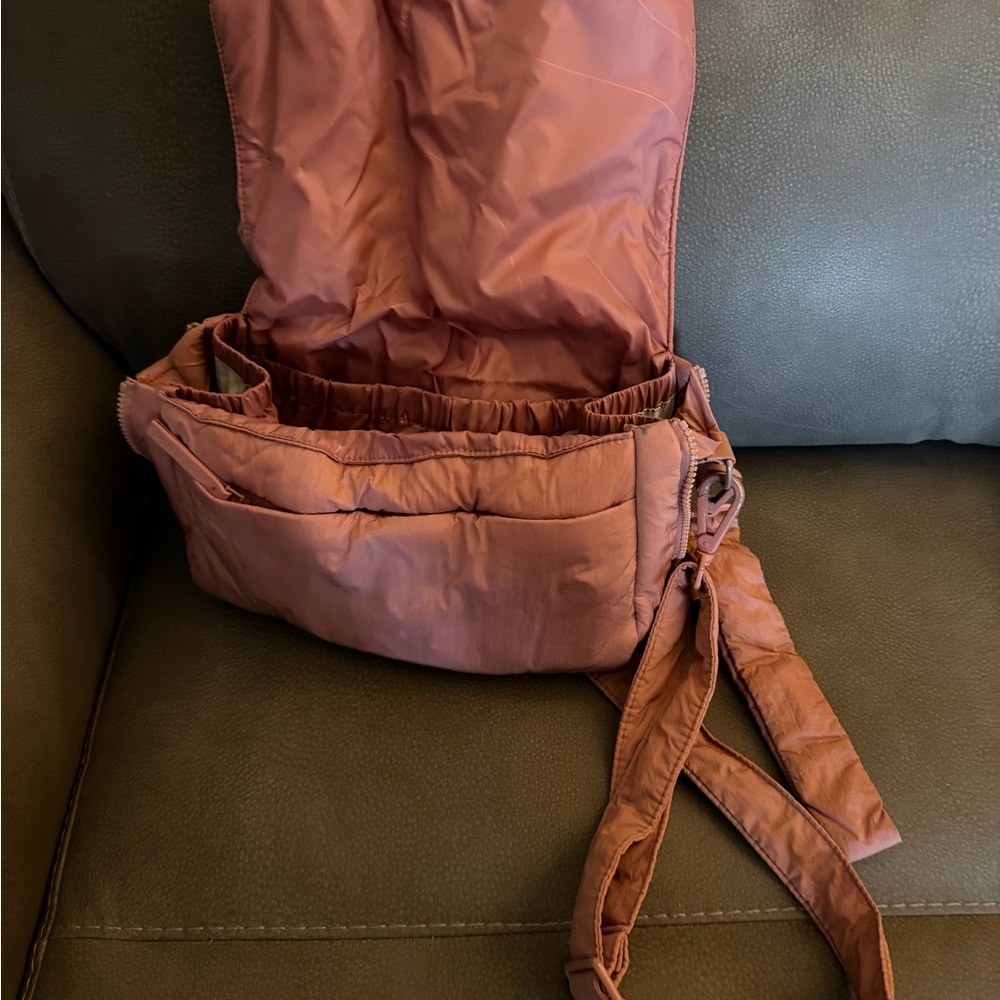 Calpak Dusty Rose Quilted Baby Bag - Picture 10 of 10